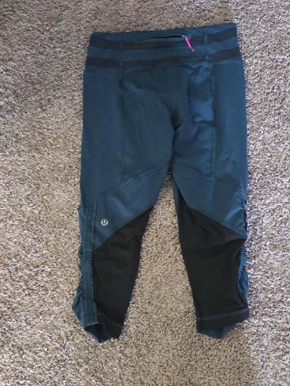 lululemon athletica Teal High-Rise Cropped Leggings - Picture 2 of 3
